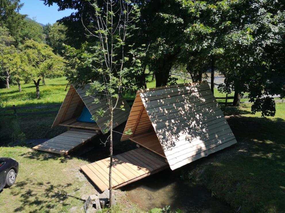 Kamp Na Otoku - Ljubno Ob Savinji Hotel ภายนอก รูปภาพ