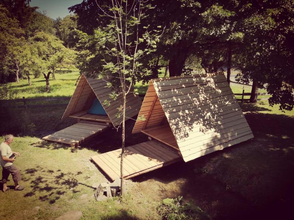 Kamp Na Otoku - Ljubno Ob Savinji Hotel ภายนอก รูปภาพ