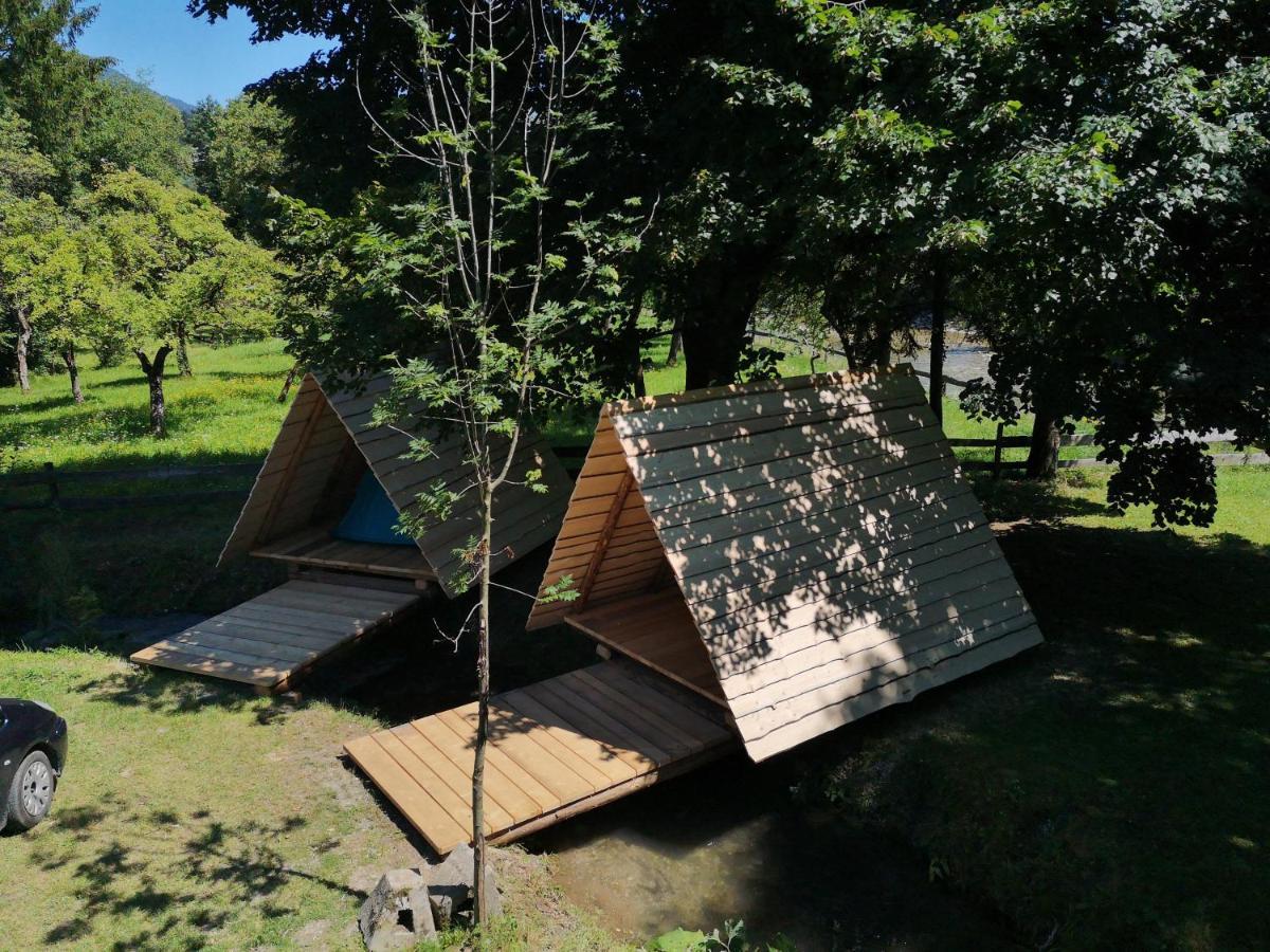 Kamp Na Otoku - Ljubno Ob Savinji Hotel ภายนอก รูปภาพ