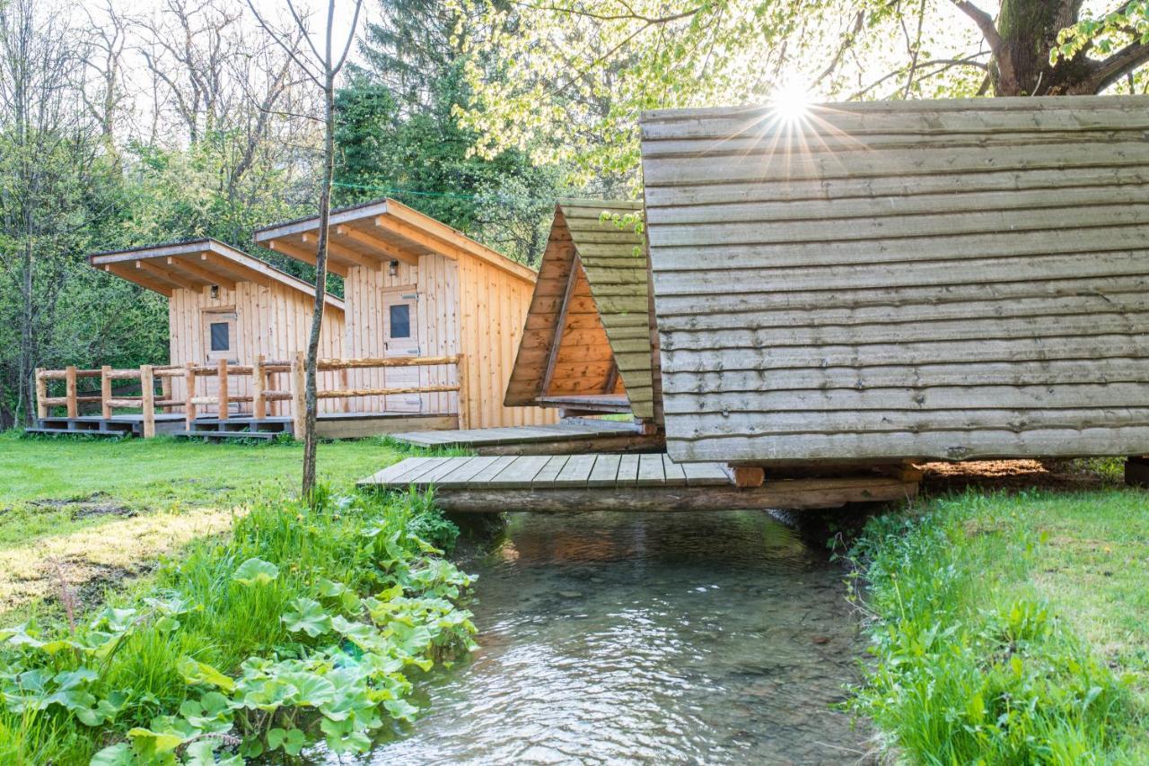 Kamp Na Otoku - Ljubno Ob Savinji Hotel ภายนอก รูปภาพ