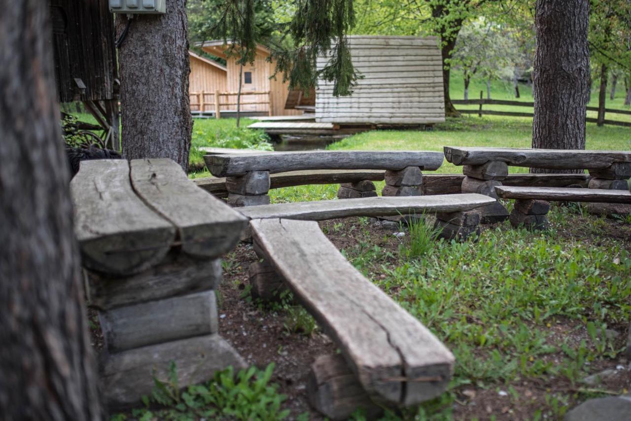 Kamp Na Otoku - Ljubno Ob Savinji Hotel ภายนอก รูปภาพ