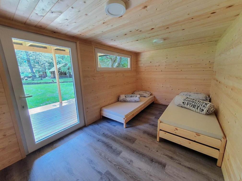 Kamp Na Otoku - Ljubno Ob Savinji Hotel ภายนอก รูปภาพ